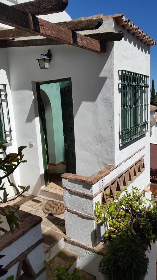 Semi-Detached Adosado Con Encanto -130 M2 - Wifi 600 Mb - Piscina Comunitaria - Patio Privado Τορρεμολίνος Εξωτερικό φωτογραφία